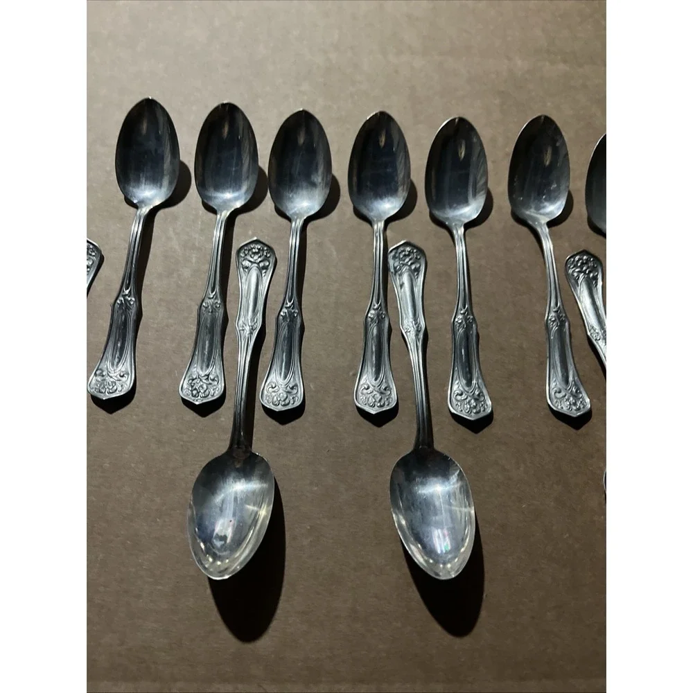 16 WM A Rogers Oneida Silver Nickel Ornate Spoons Ring Making‎ Crafting 5-7/8